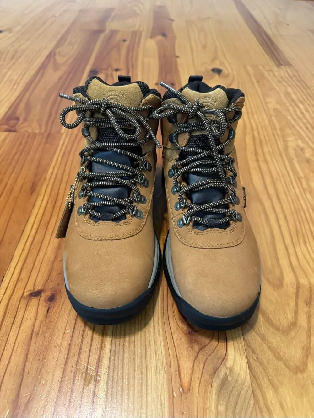 Timberland Men's Brown Waterproof Hiking Boots US Size 9 MPN TB114176231 NIB